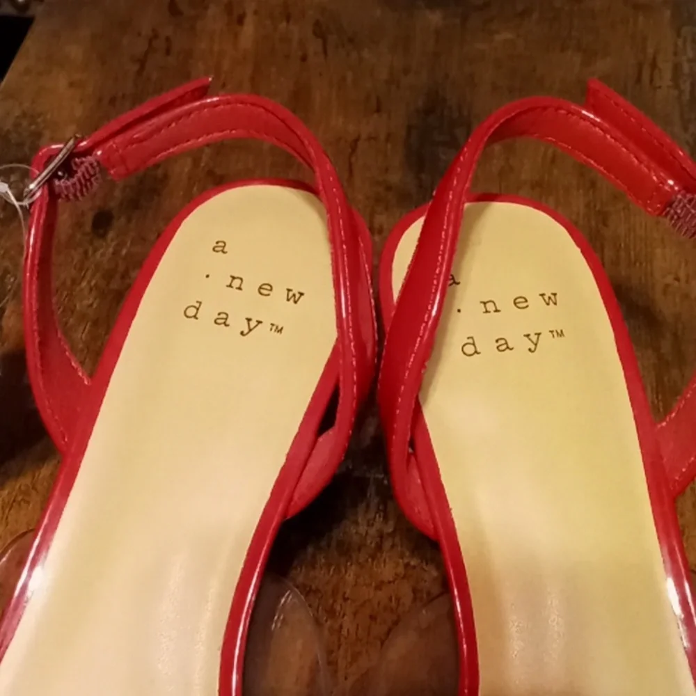NWT sexy Red A New Day Multiple Sized Stunning Kitten 2" Heels - Picture 5 of 13